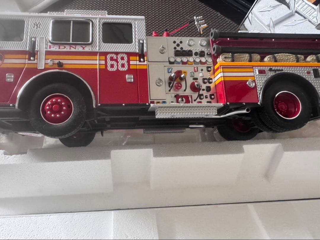 【即日発送】【未使用】CODE3 FDNY ニューヨークファイア 消防車