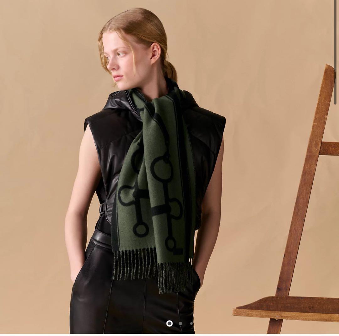 HERMES マフラー モール