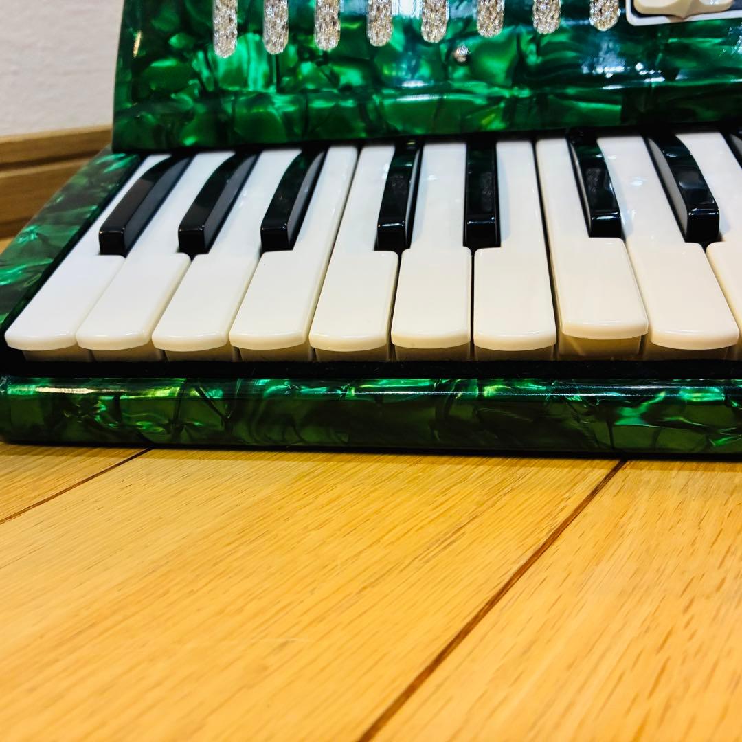 希少　YAMAHA ヤマハ アコーディオン A-32B ソフトケース付 レトロ