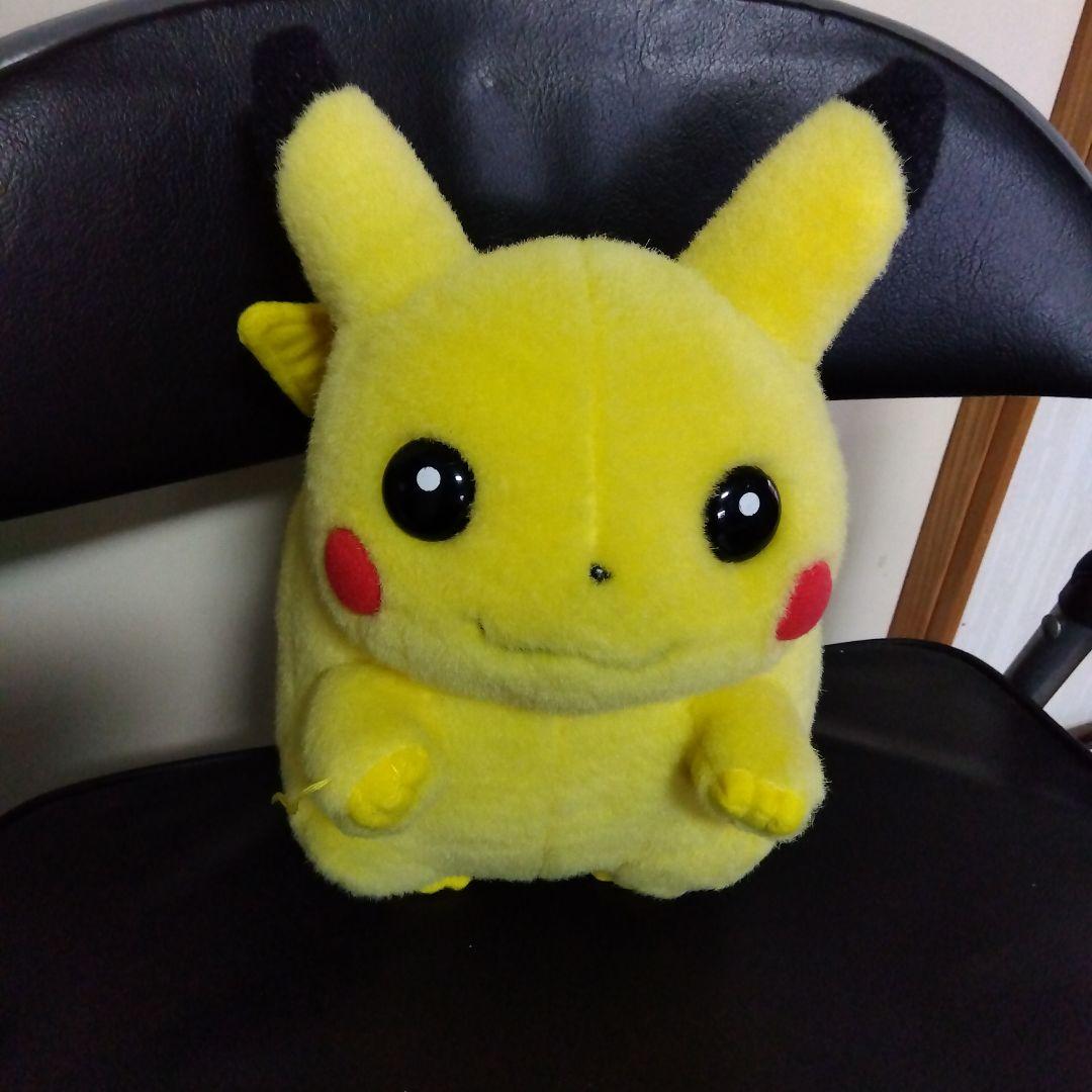 ピカチュウ ぬいぐるみ TOMY製 +1(メーカー不明)+1