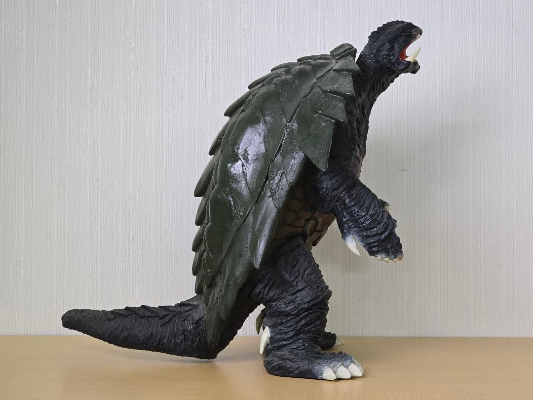 ガメラ フィギュア 高さ約52cm