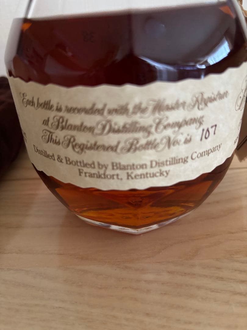 ウイスキー Blanton's Bourbon Whiskey Barrel