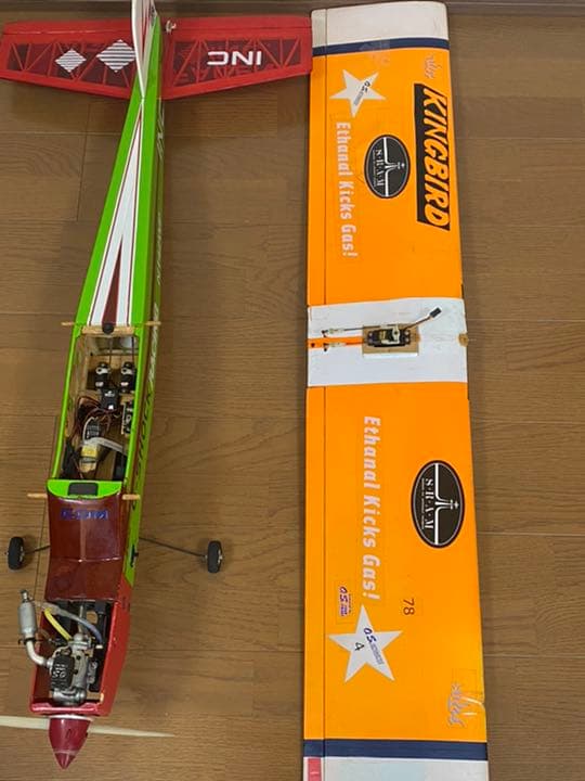 飛行機ラジコン