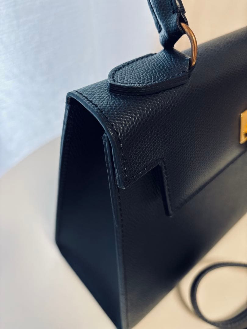 カルボッティ　エレナ