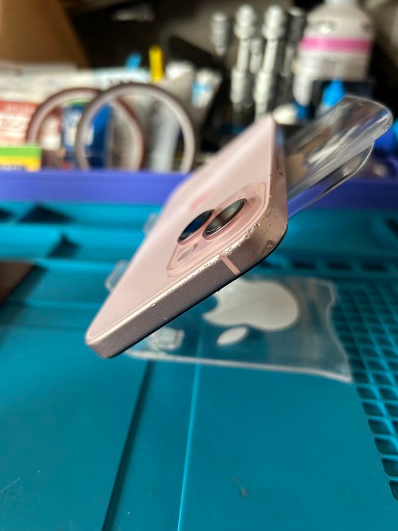 元*す様 動作確認済み iPhone 15 128GB バッテリー84%