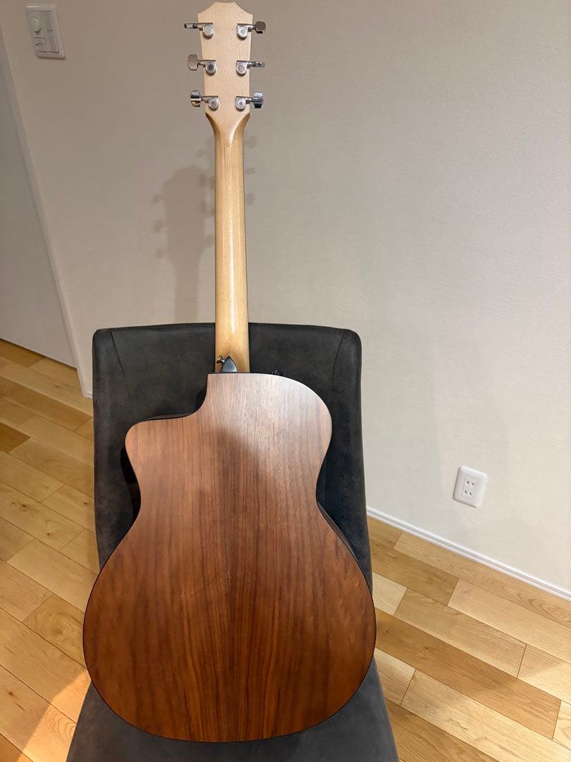 Taylor 114ce-sb サンバースト　エレアコ　ギグバック付