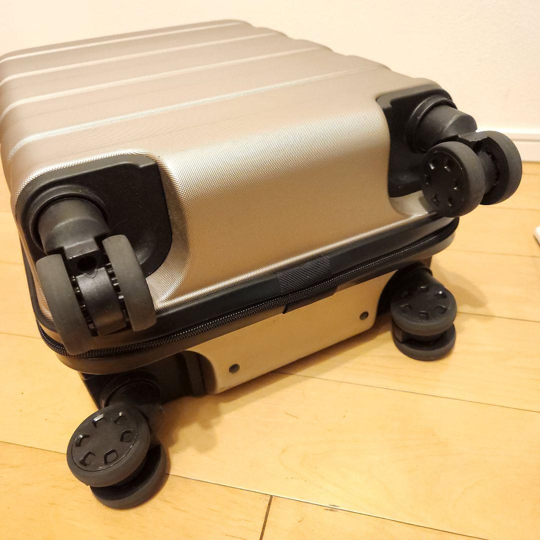 無印良品 ハードキャリーケース 20L