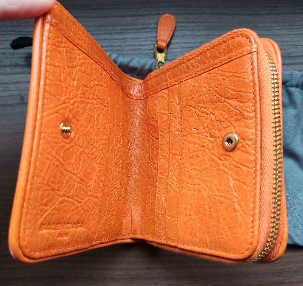 BALENCIAGA オレンジ 二つ折り財布