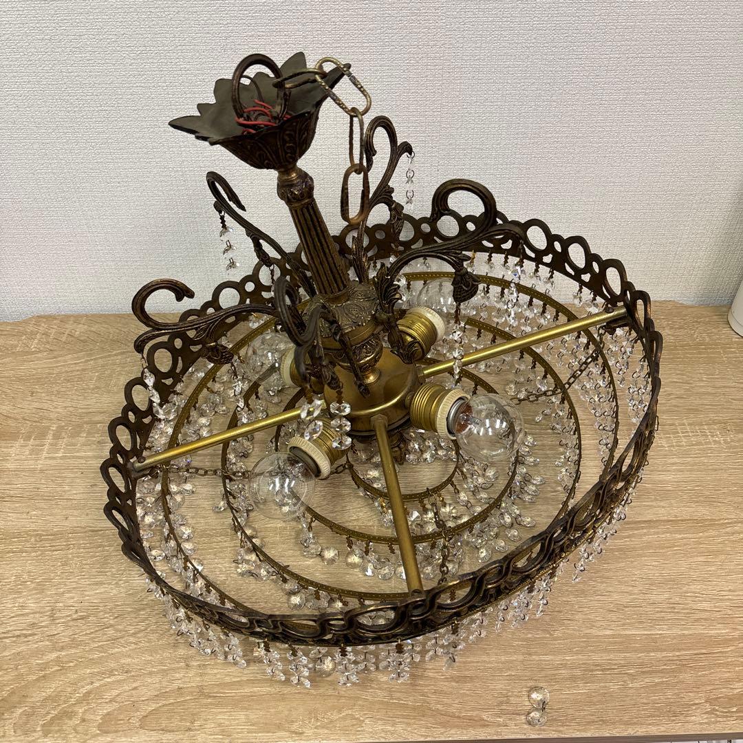 シャンデリア　4灯　レトロ