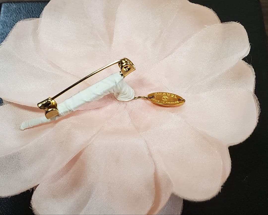 【激レア】CHANEL　シャネル　カメリア　コサージュ　ブローチ