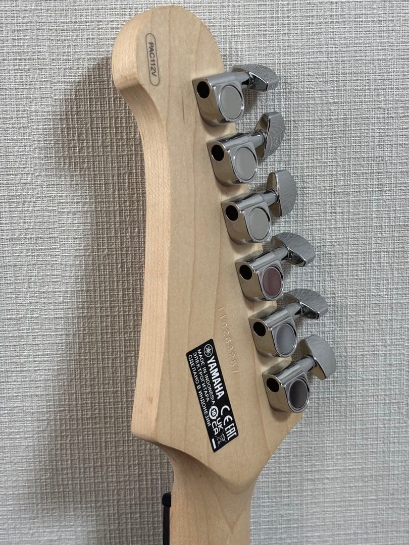 ギター Yamaha Pacifica 112V UTB