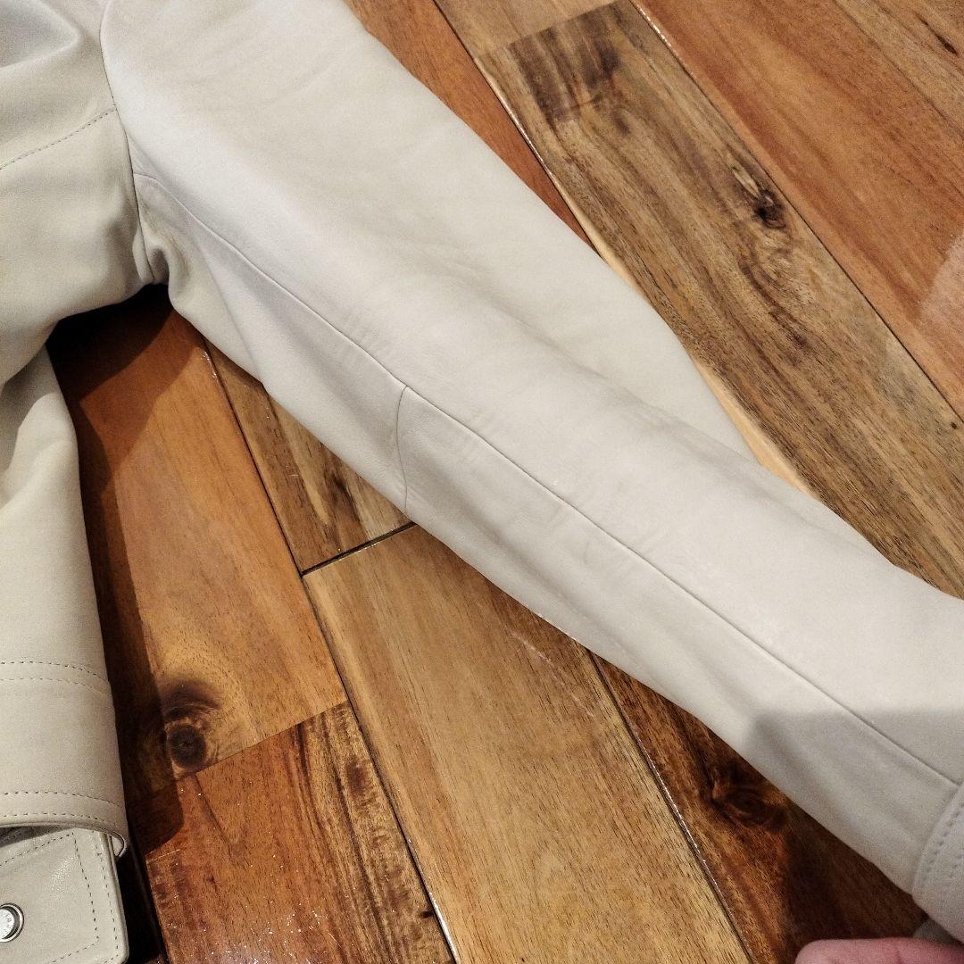 【Sei-Chanです】エンメティ ライダースラムレザー　アイボリー　50