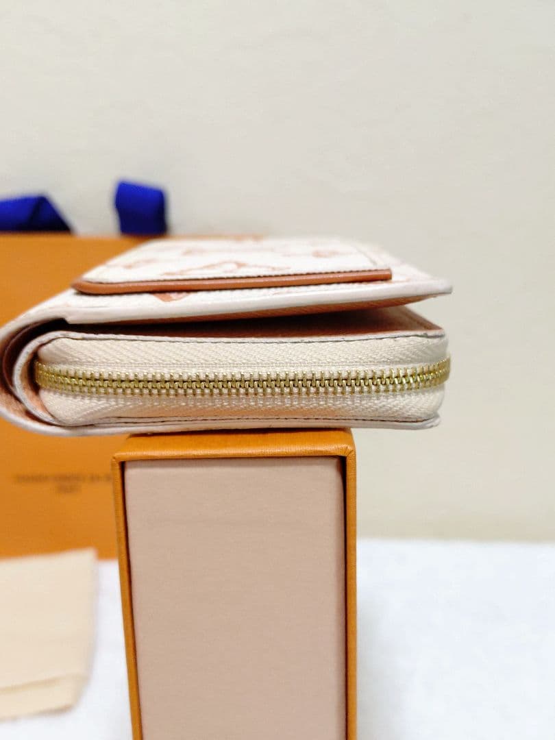 ルイビトン　ポルトフォイユ・ルー超美品！