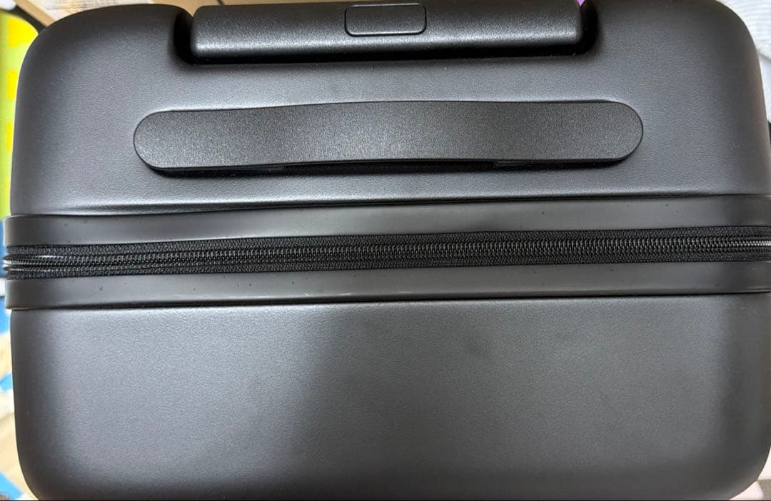 無印良品　バーを自由に調節できるハードキャリーケース３６Ｌ