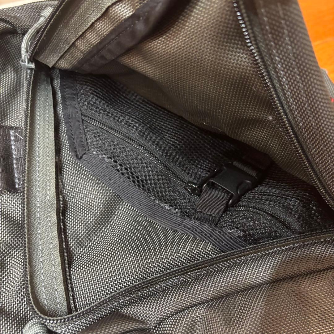 sl＊＊eBRIEFING×TOMMOROWLAND別注　3WAY