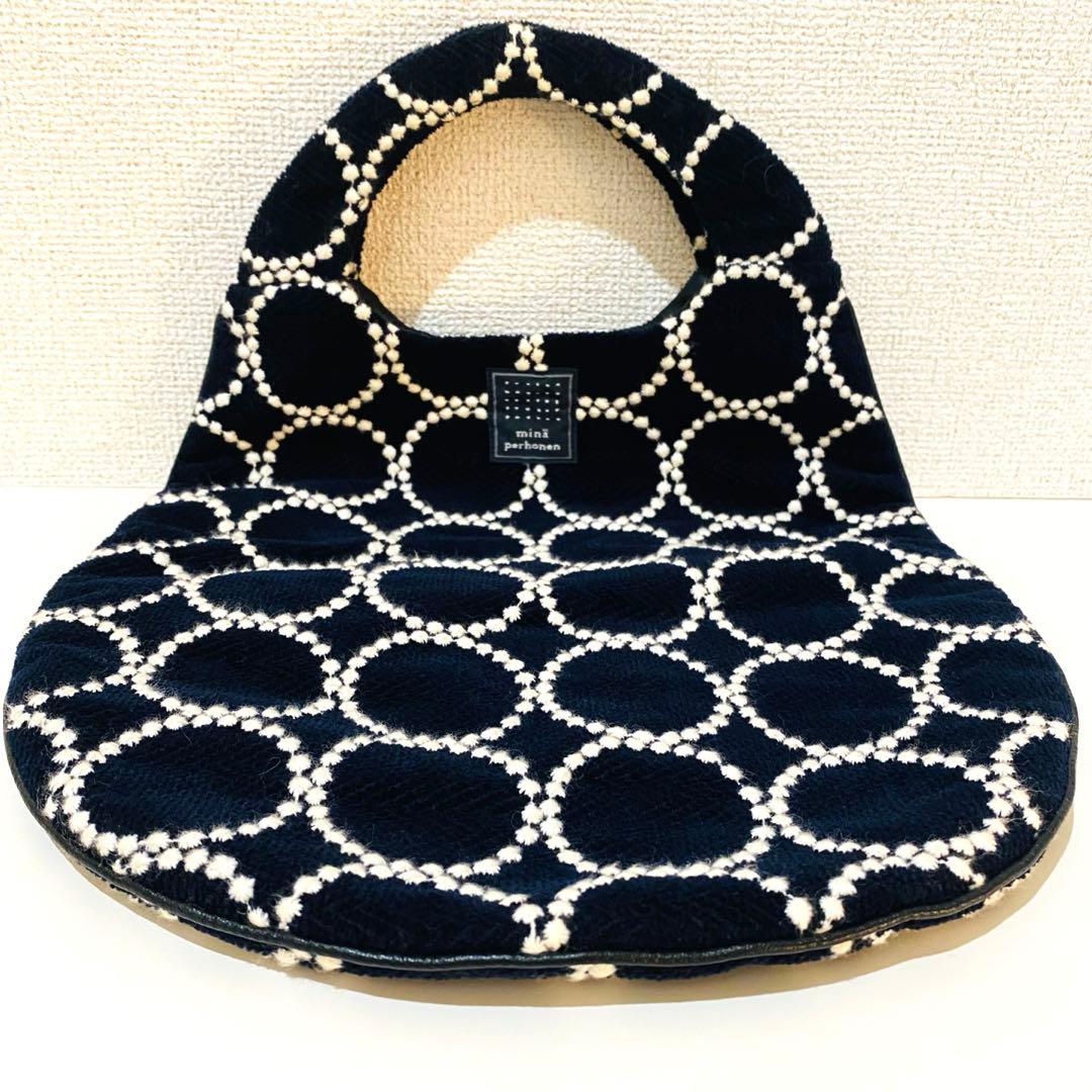 【販売終了品】ミナペルホネン　タンバリン エッグバッグ　ヘリンボーン柄生地