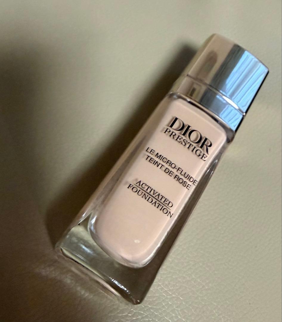 Dior プレステージルマイクロフルイドタン ファンデーション 0N