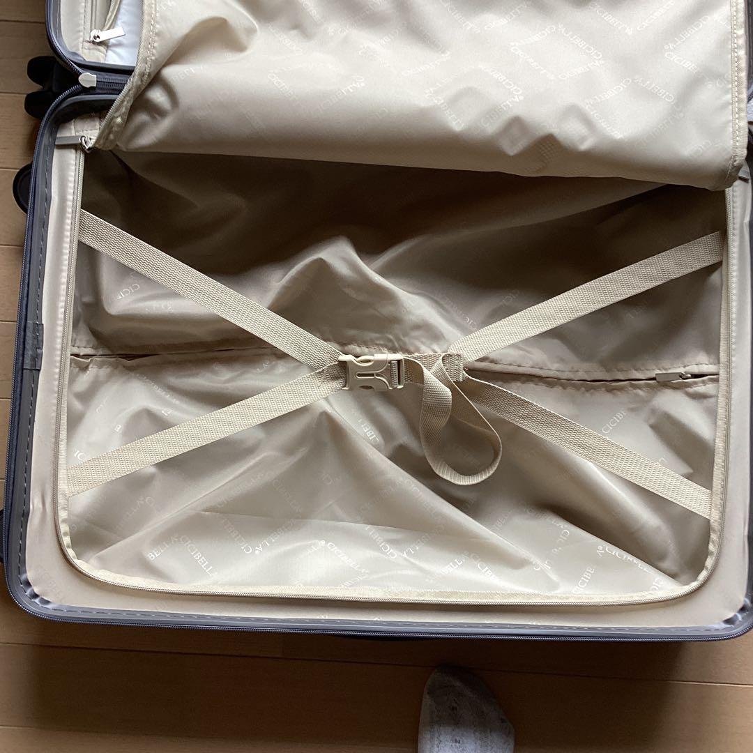 スーツケース　Mサイズ　新品　グレー