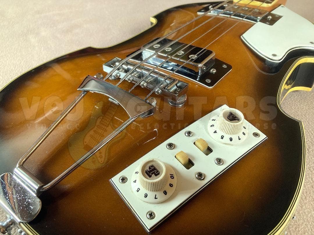 グヤトーン GUYATONE VB-28 VIOLIN BASS w/CASE