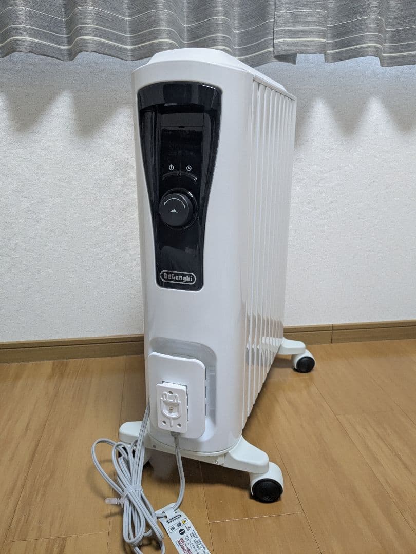 オイルヒーター 1500W ホワイト キャスター付き RHJ65L0915