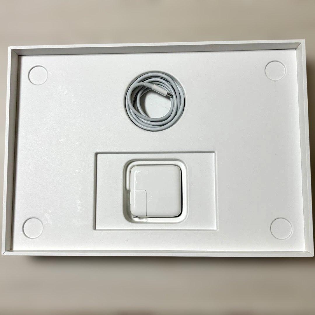 【美品】 Macbook Air M1 充電回数少なめ　充電器ケーブル付