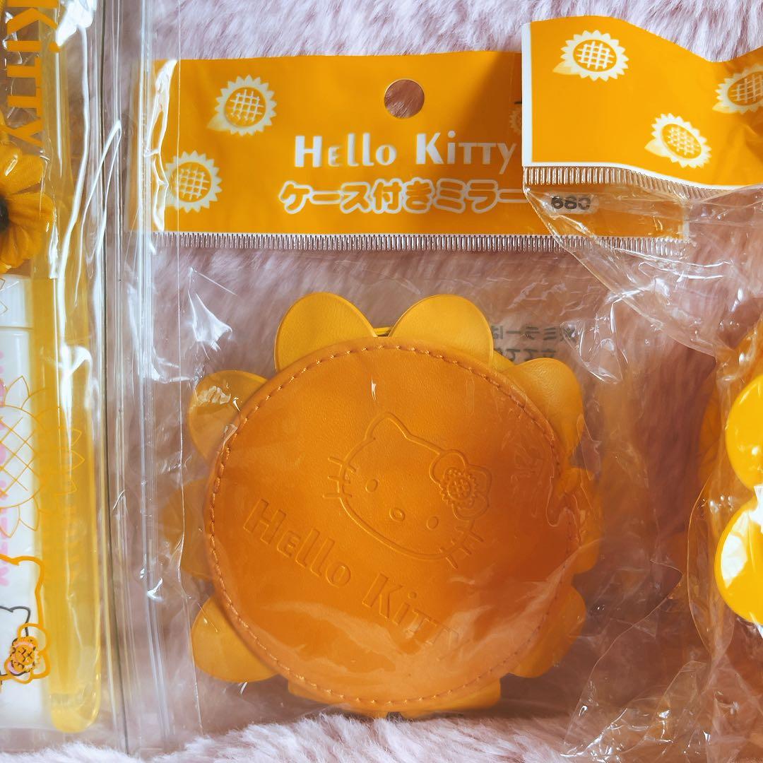 希少レア　ハローキティ　ヒマワリ　ポーチ　ミラー　タオル　2003 サンリオ