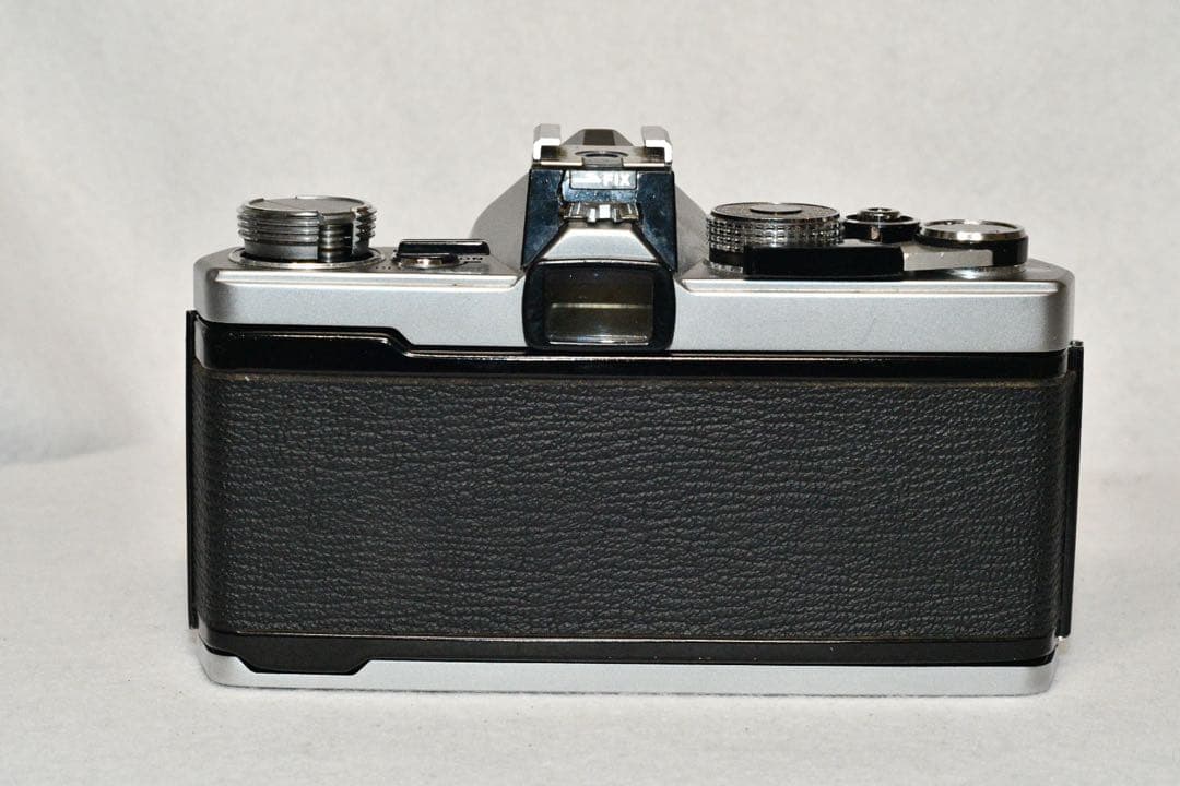 お値引き《動作品》OLYMPUS OM-1+中望遠ズームレンズ付きa404