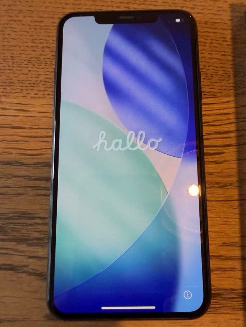 【美品！】iPhone 11 Pro Max 64GB SIMフリー