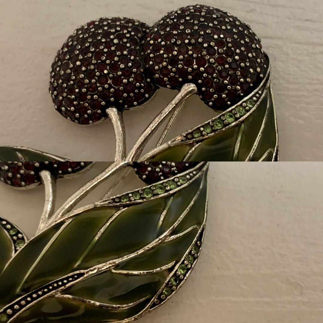 MONET VINTAGE チェリー リーフモチーフ ストーン装飾 ピンブローチ