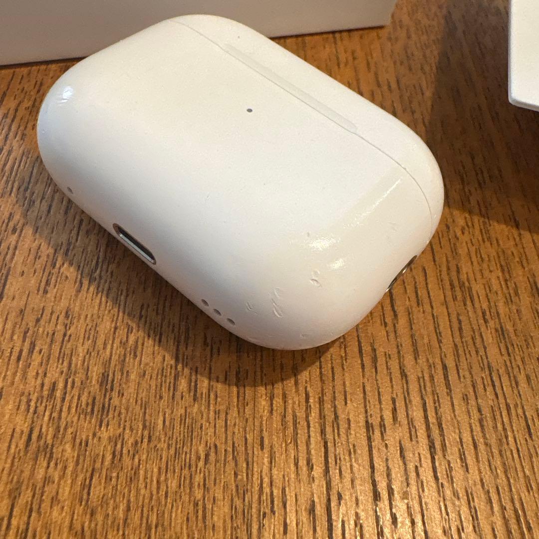 AirPods Pro (第2世代) 本体　Lightning端子