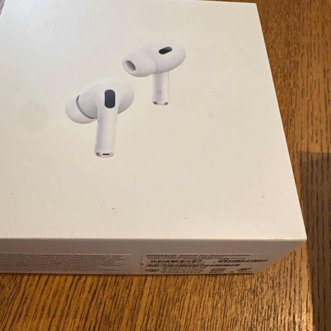 AirPods Pro (第2世代) 本体　Lightning端子