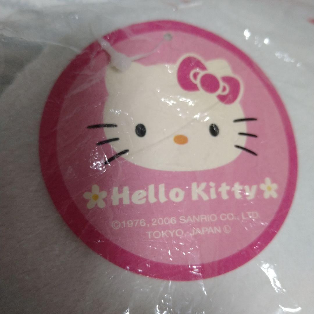 【値下げ不可】新品　ハローキティ　クッション ぬいぐるみ　リンゴ　平成レトロ