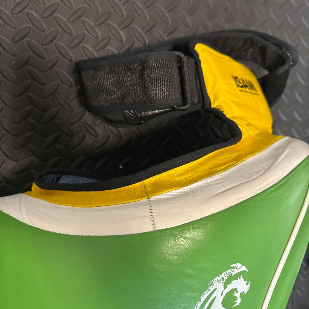 ISAMI ローキックプロテクター