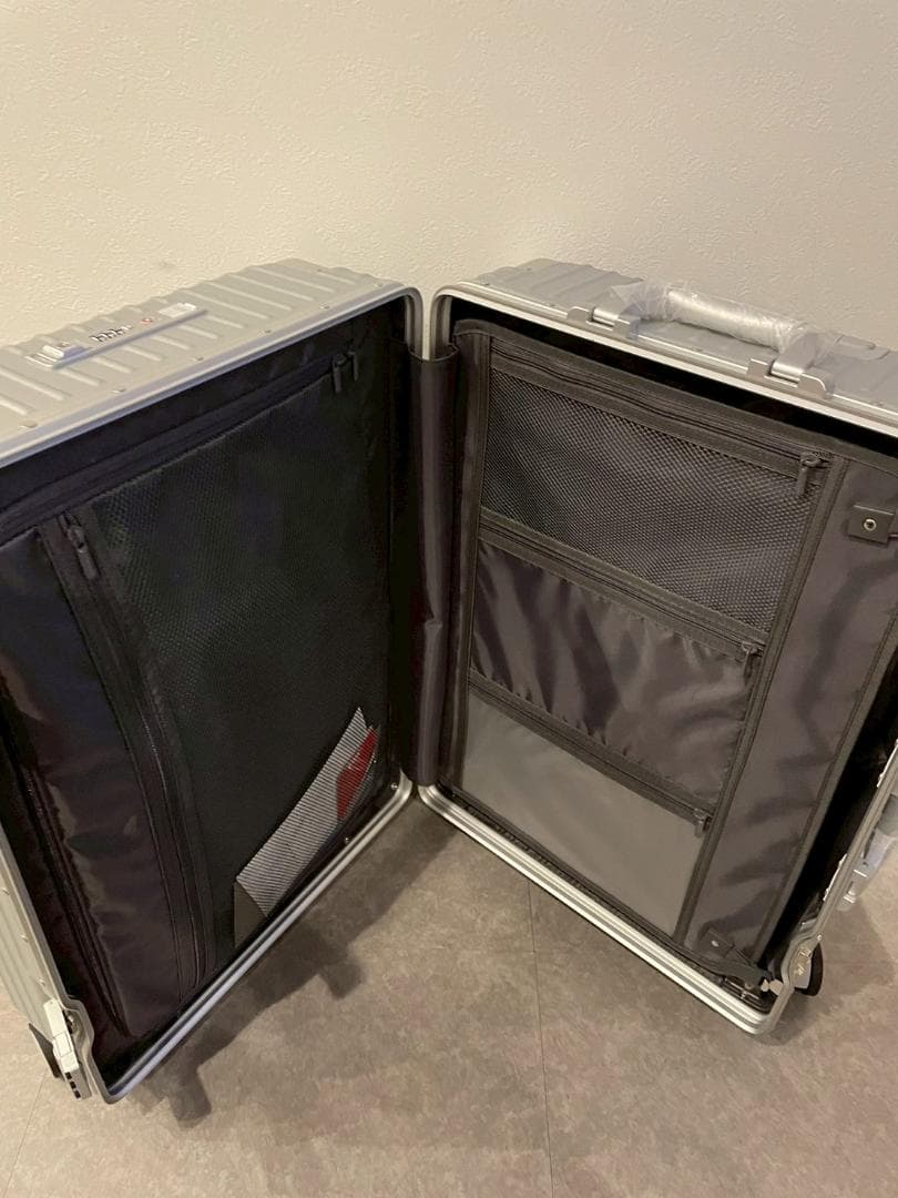 リベティ多機能キャリーケース【マットシルバーМサイズ】13