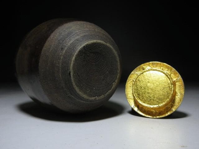 時代／瀬戸 茶入／裏千家十五世 鵬雲斎 書付花押「山の井」／桐箱 替え仕覆