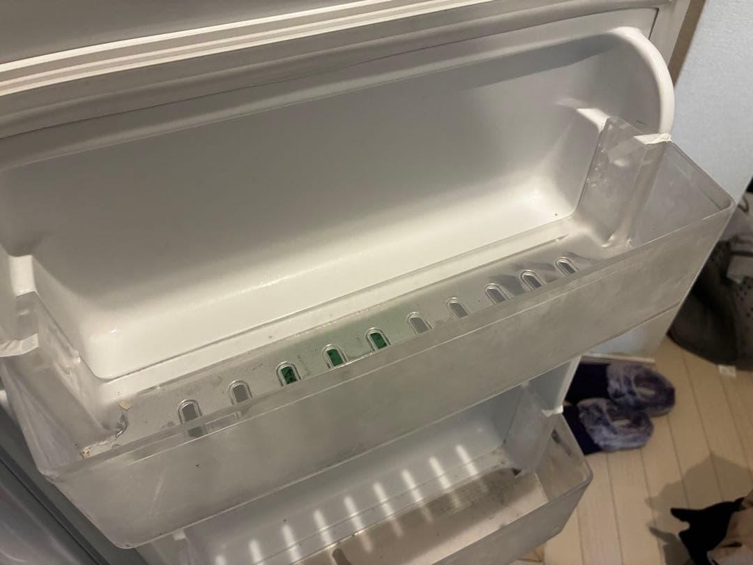 Hisense 冷蔵庫 ホワイト 引き出し式