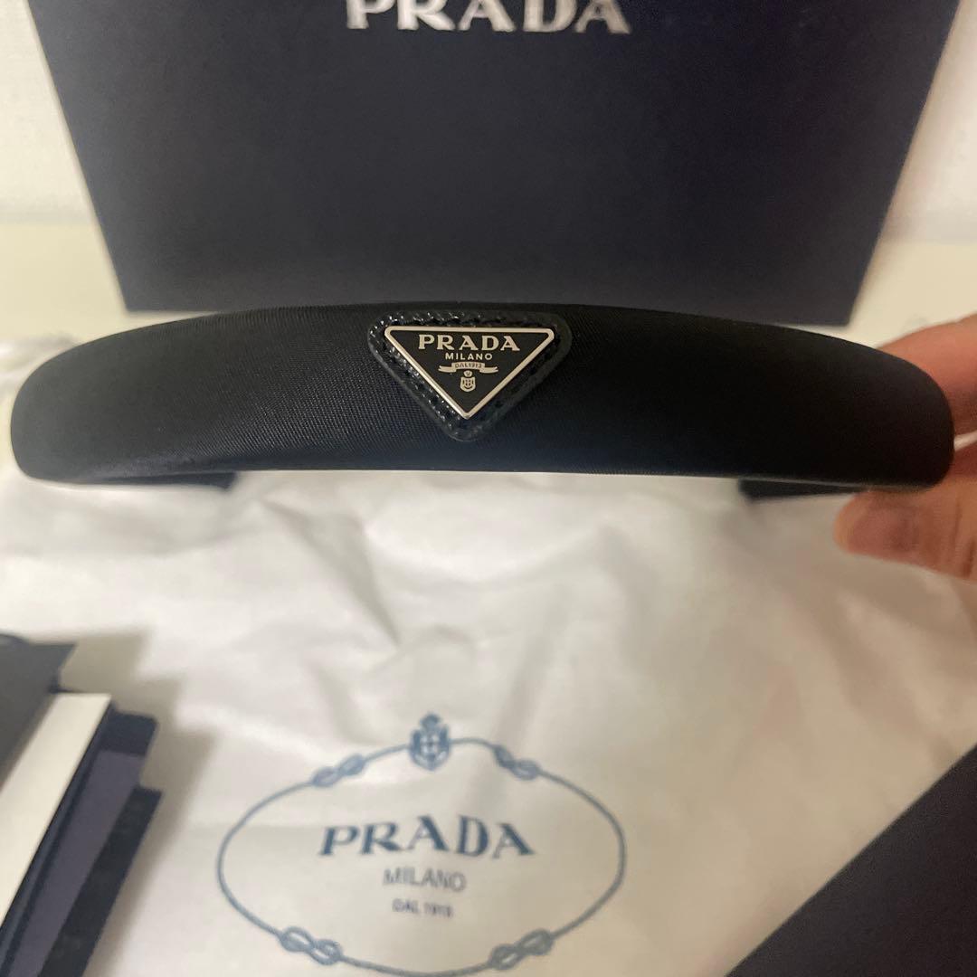 K*o様 PRADA ブラック ヘアバンド　re nylon