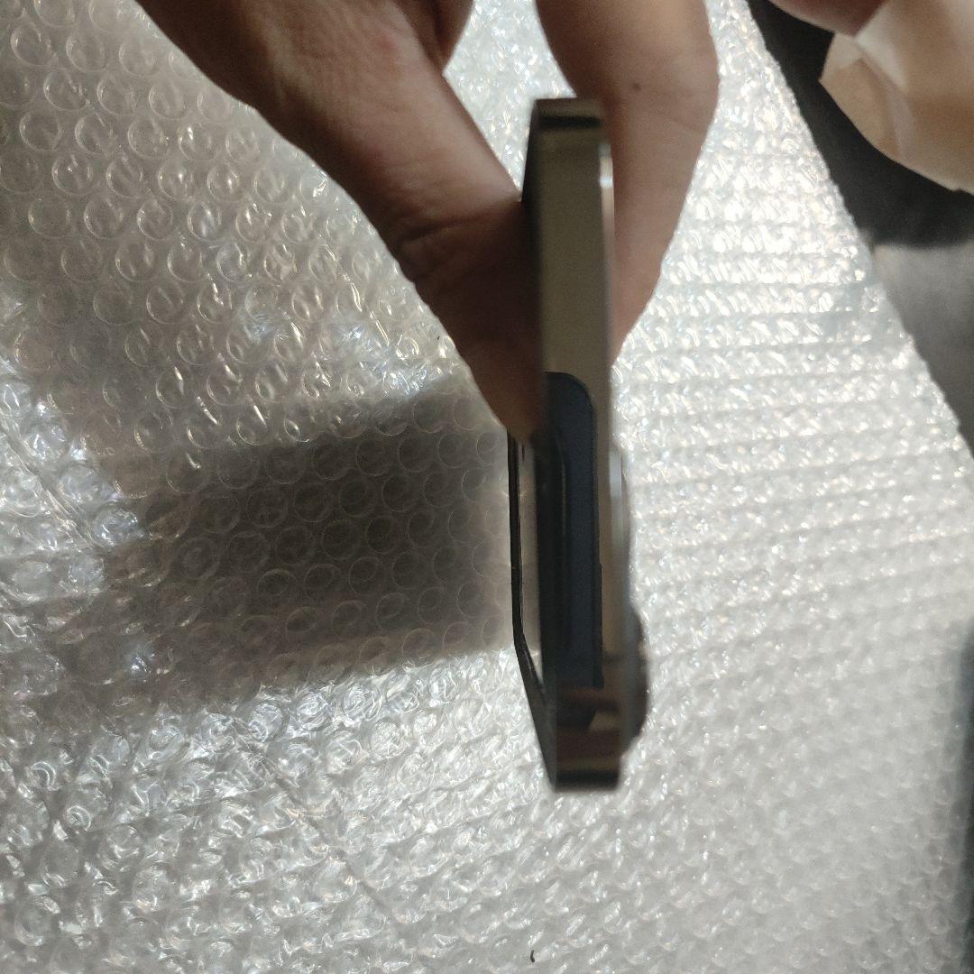 IPHONE 13PRO MAXのバックパネル純正品　筐体