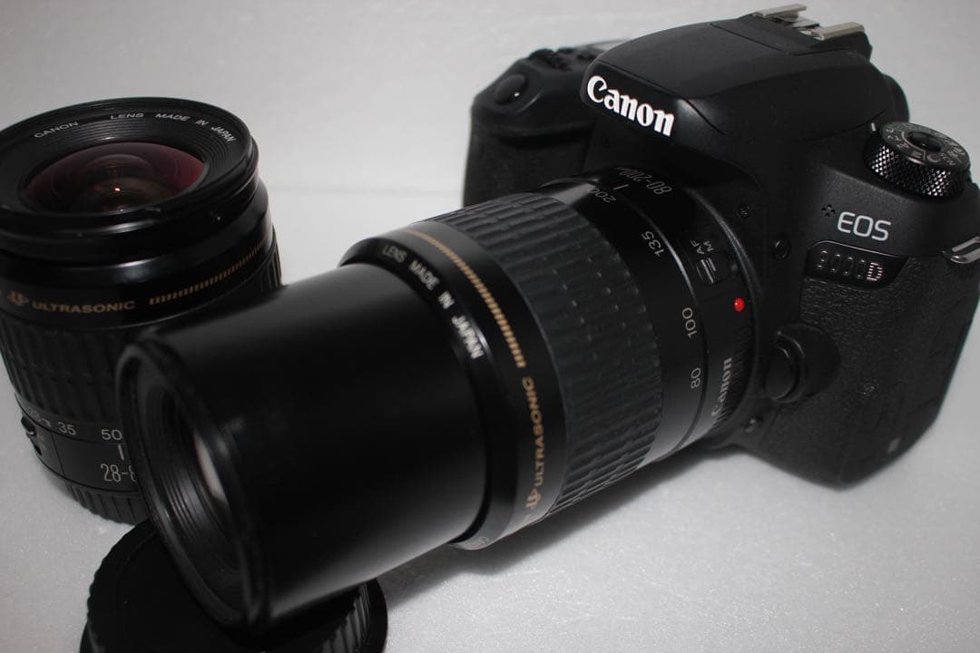 一眼レフカメラ　Canon EOS 9000D標準＆望遠ダブルレンズセット