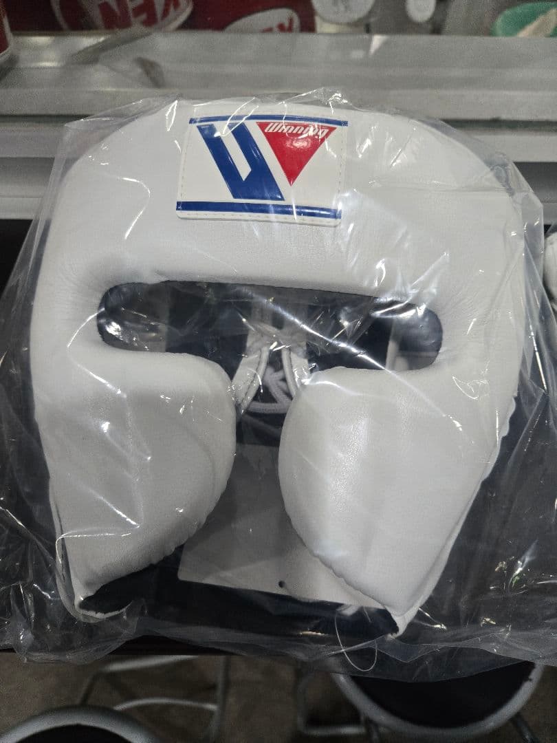 限界衝撃のプライス❗❗ホワイト ヘッドギア Mサイズ　メリークリスマス