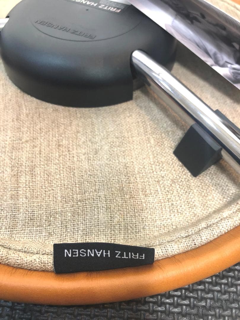 FRITZ HANSEN フリッツ・ハンセン　カウンタースツール ラバー座