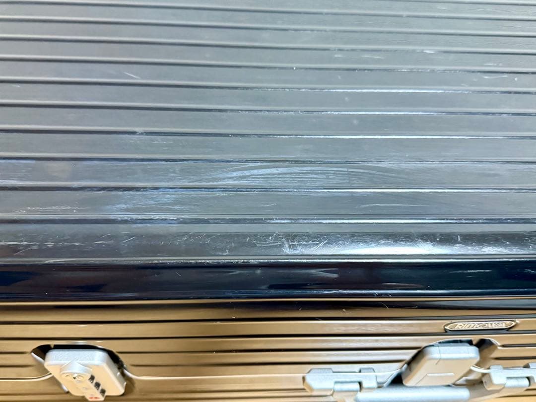 【値下げ】【実用品中古(正規品)】リモワ　スーツケース　リンボ　95L ブラック