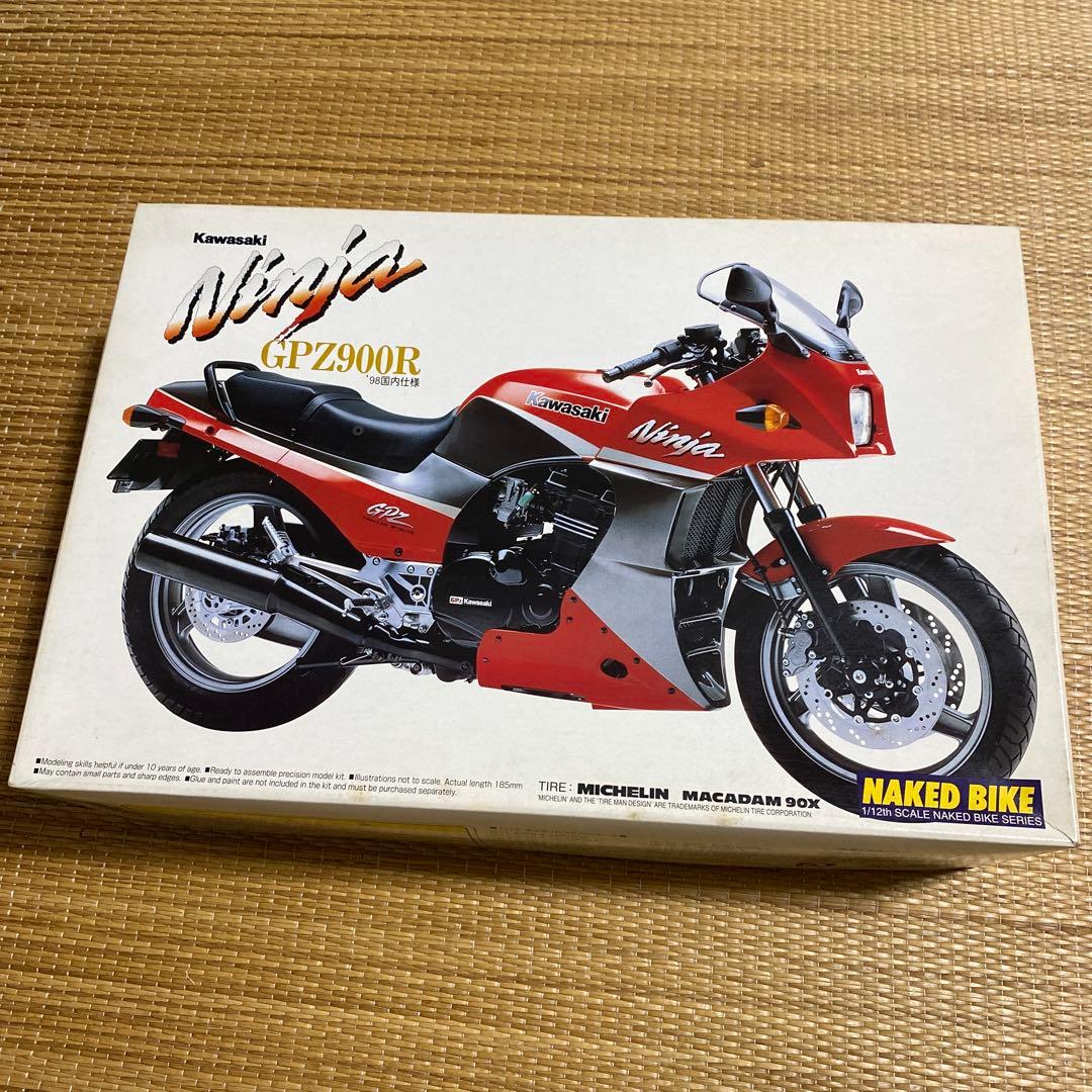 Kawasaki GPZ900R プラモデル 1/12 国内仕様 作りかけの中古