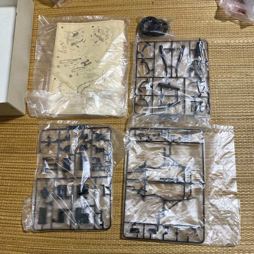 Kawasaki GPZ900R プラモデル 1/12 国内仕様 作りかけの中古