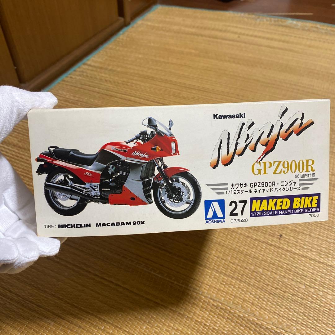 Kawasaki GPZ900R プラモデル 1/12 国内仕様 作りかけの中古