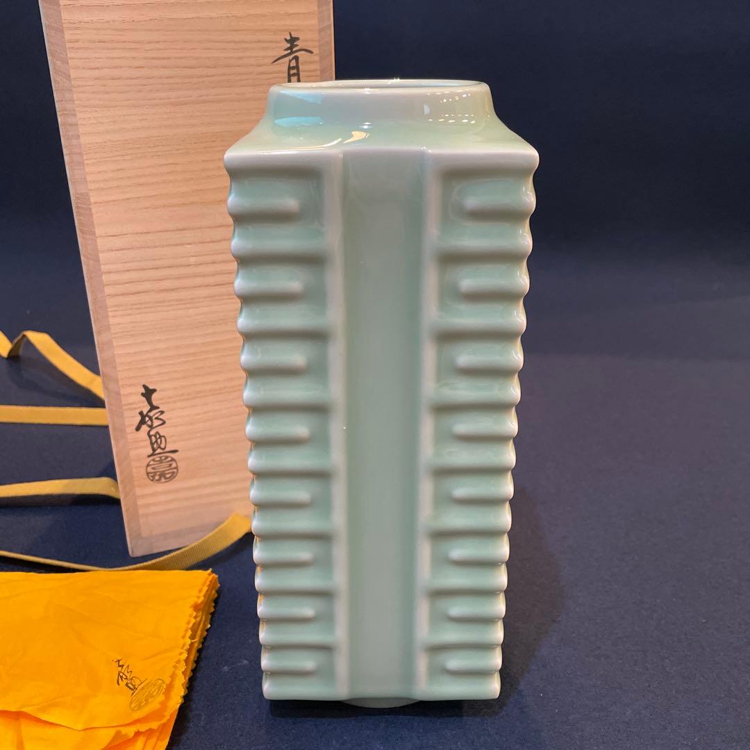 「平戸焼」青磁【横石 嘉助】(造)の『算木 花入』共箱　※美品　花器　花入　花瓶