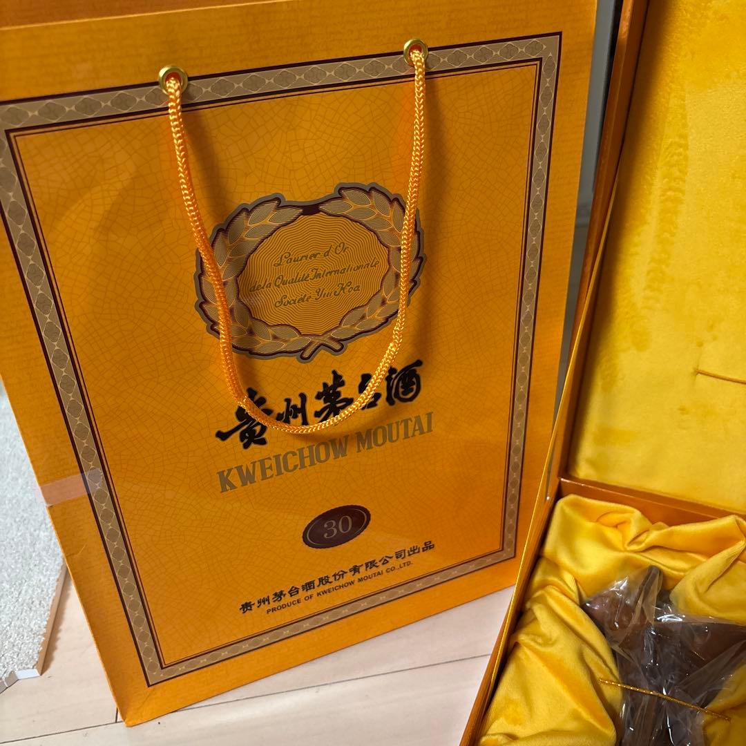 貴州茅台酒 30年 500ml ギフトボックス入り