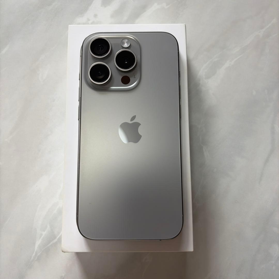 iPhone 15 Pro 256GB SIMフリー ナチュラルチタニウム