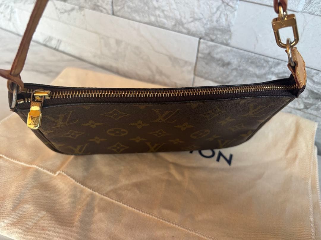※ みこ LOUIS VUITTON アクセソワール アクセサリーポーチ