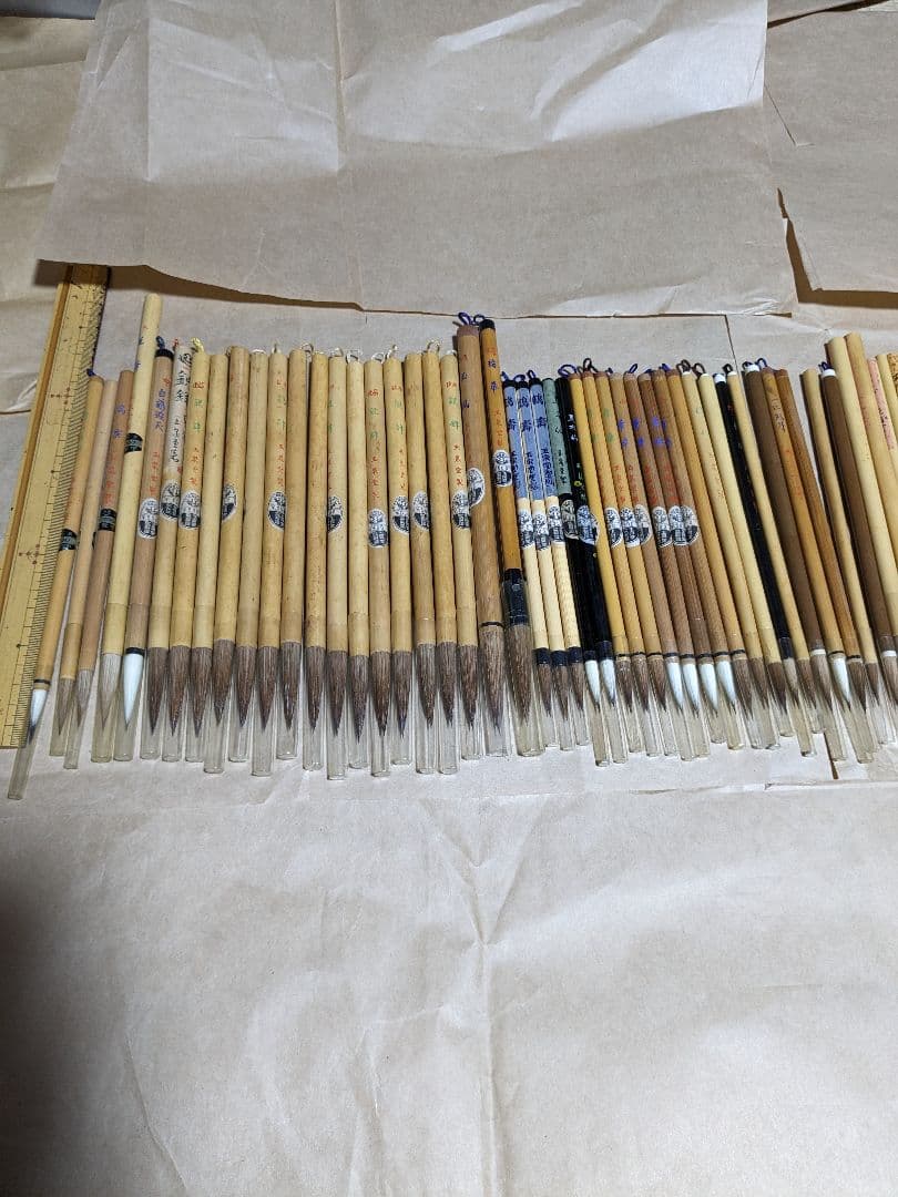 書道用筆（太筆、中筆、小筆）合計110本